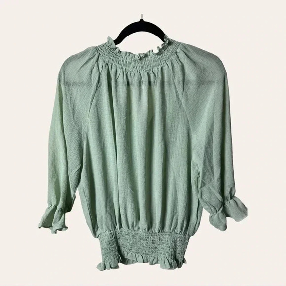 0610. WISHLIST SHORT SLEEVE SMOCKED TOP LIGHT MINT GREEN INโ COLOR SIZE LARGE - Picture 7 of 10